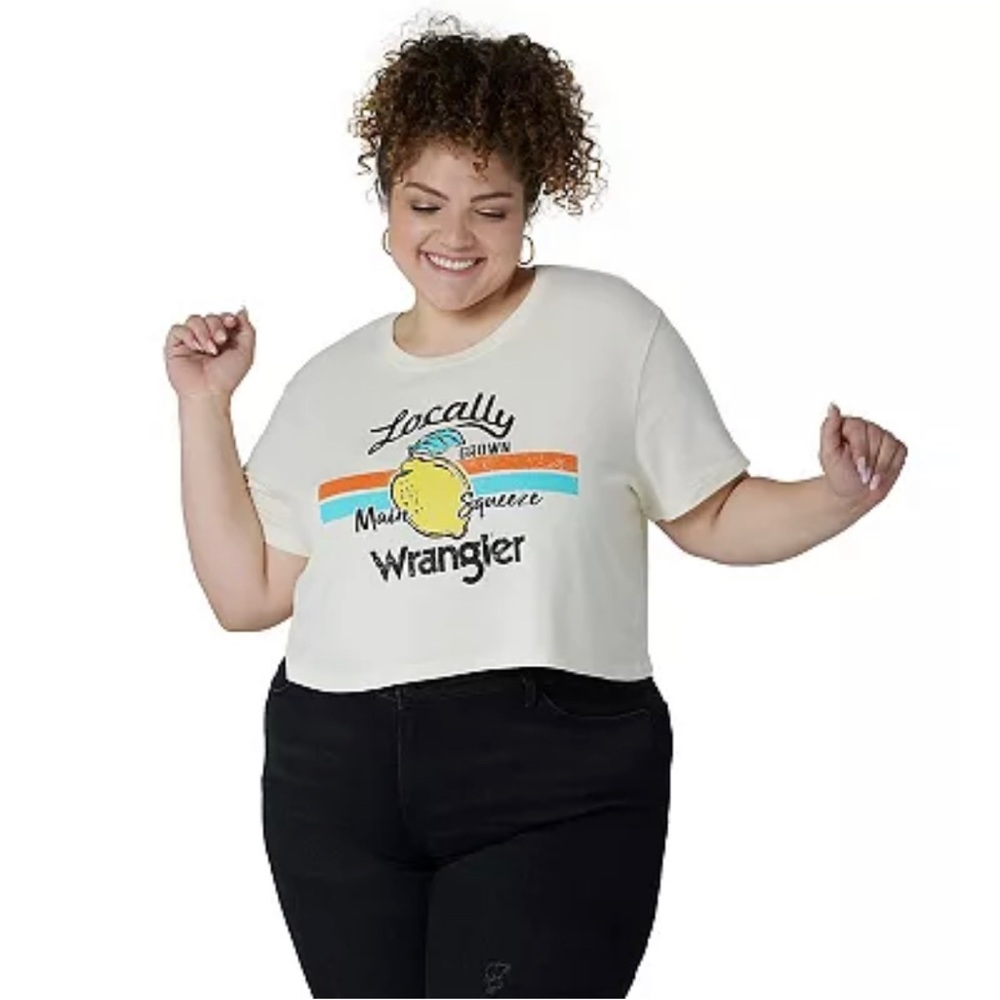 Plus Size Wrangler Boyfriend Cropped Graphic Tee Tofu Lemon SZ 2X NWT